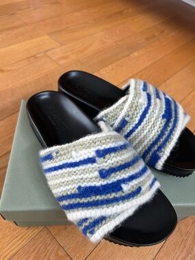 CLOSED Chunky Knit Slide Sandals in Black and Blue
